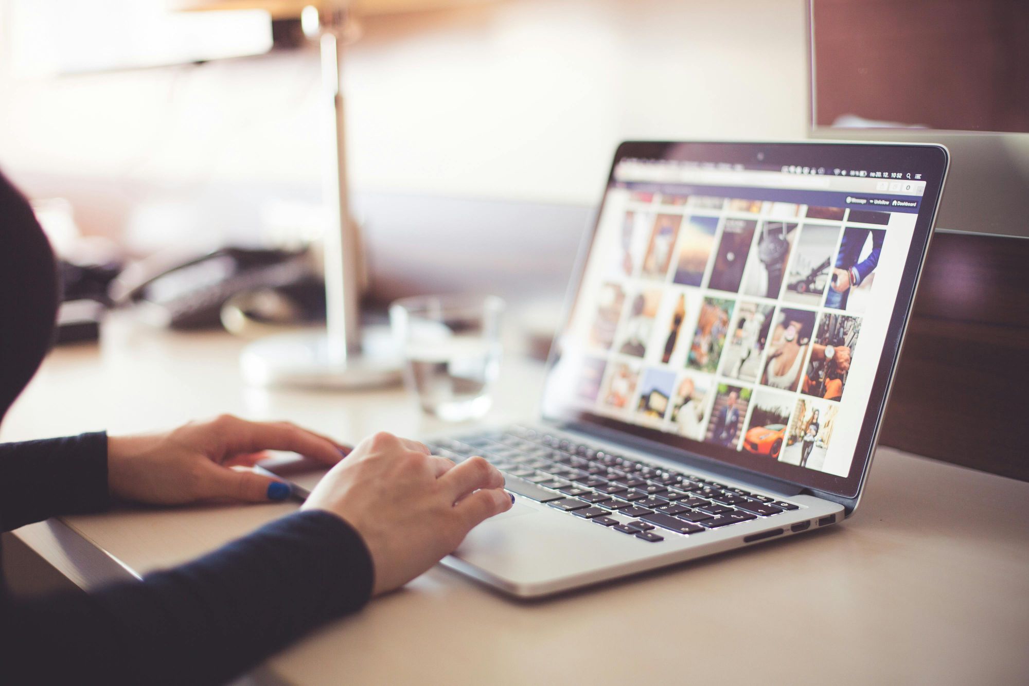 Creating and Selling Digital Products for Passive Income: The Complete Guide